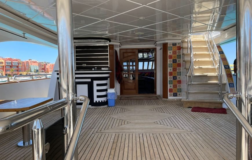 Orange Bay Hurghada Snorkeling Trip | 5 Star luxury Boat